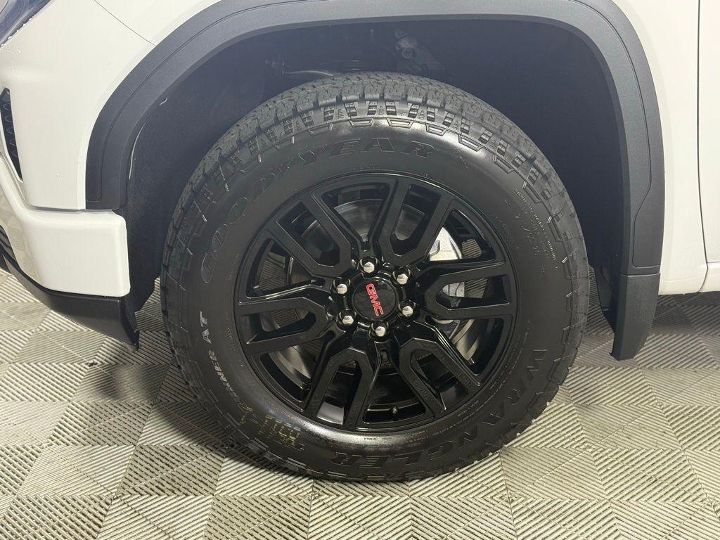 used 2025 GMC Sierra 1500 car, priced at $46,920