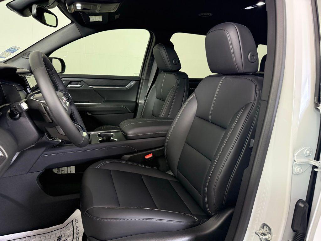 used 2025 GMC Acadia car, priced at $37,920