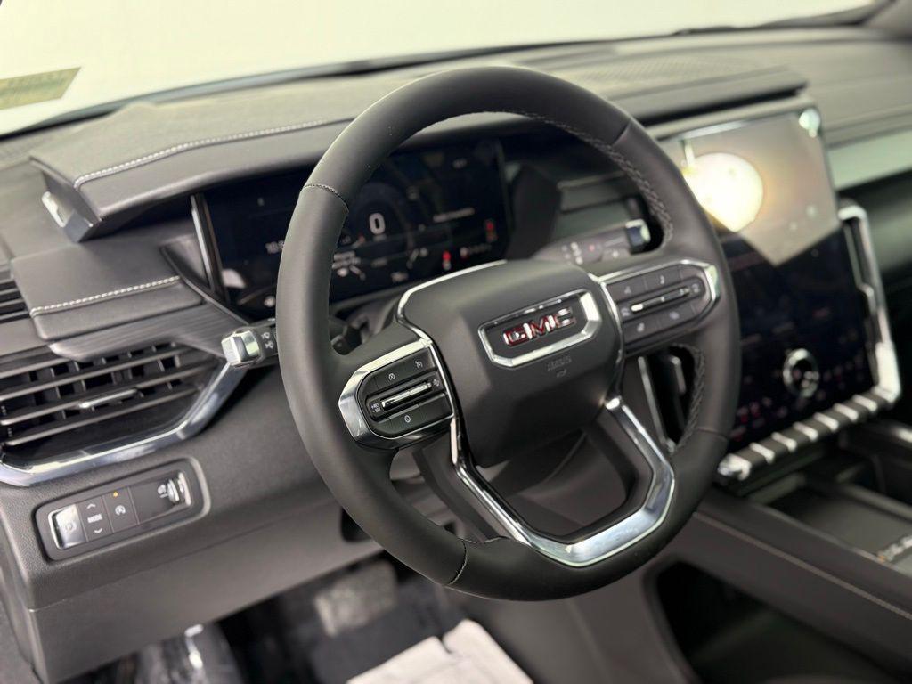 used 2025 GMC Acadia car, priced at $37,920
