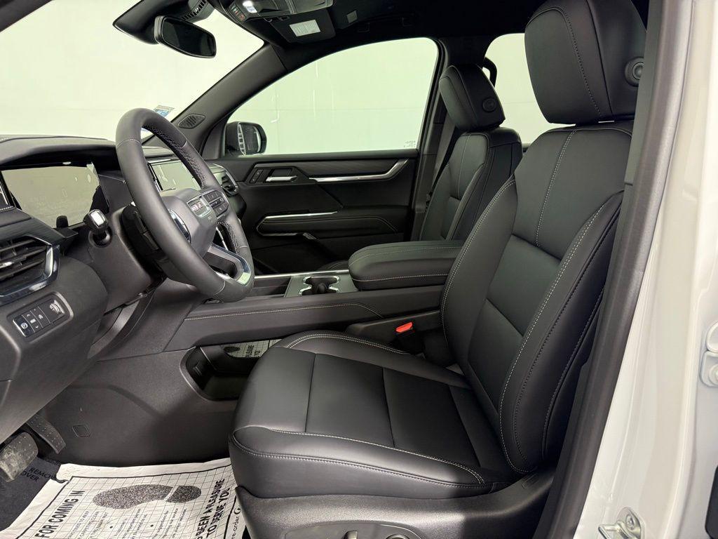 used 2025 GMC Acadia car, priced at $37,920