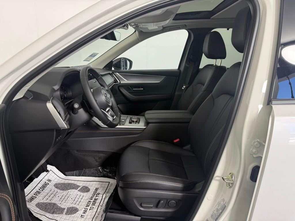 new 2025 Mazda CX-70 PHEV car, priced at $54,167