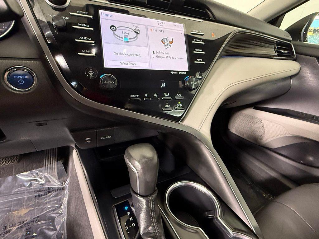 used 2019 Toyota Camry Hybrid car, priced at $18,420