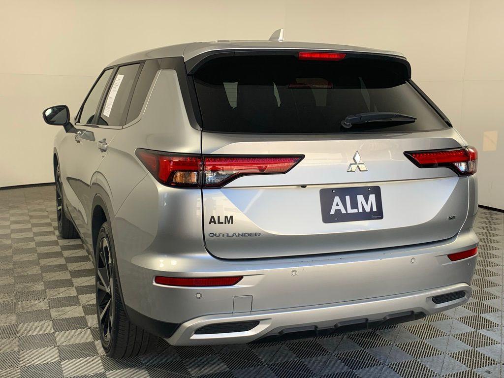 used 2024 Mitsubishi Outlander car, priced at $22,920