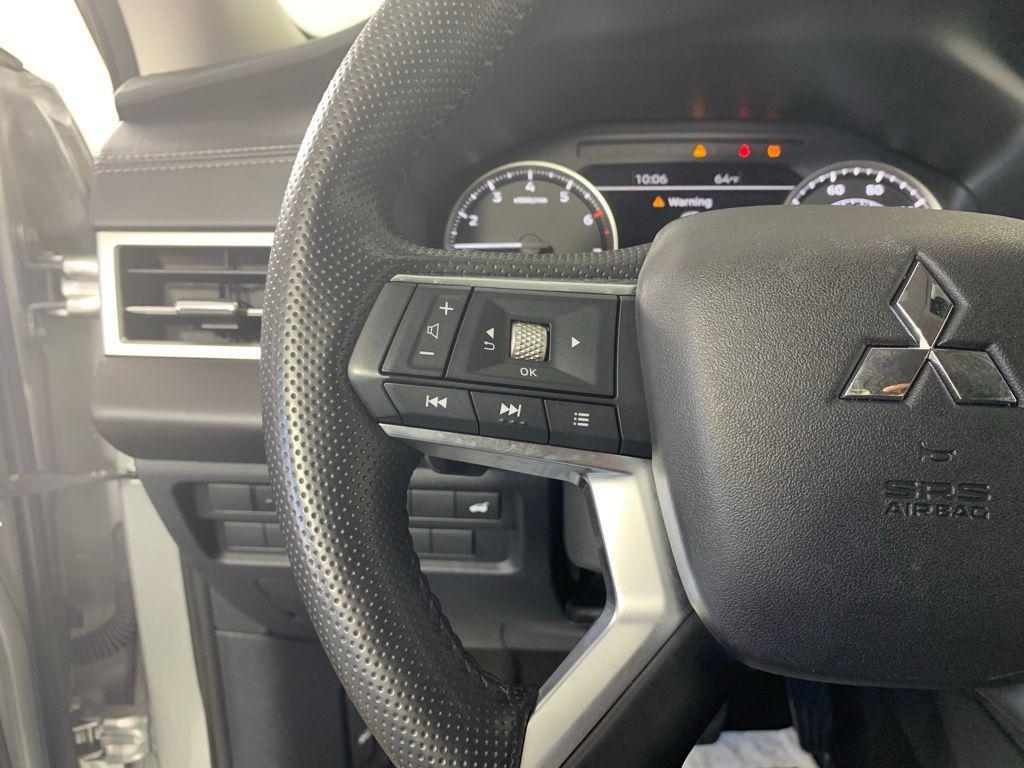 used 2024 Mitsubishi Outlander car, priced at $22,920