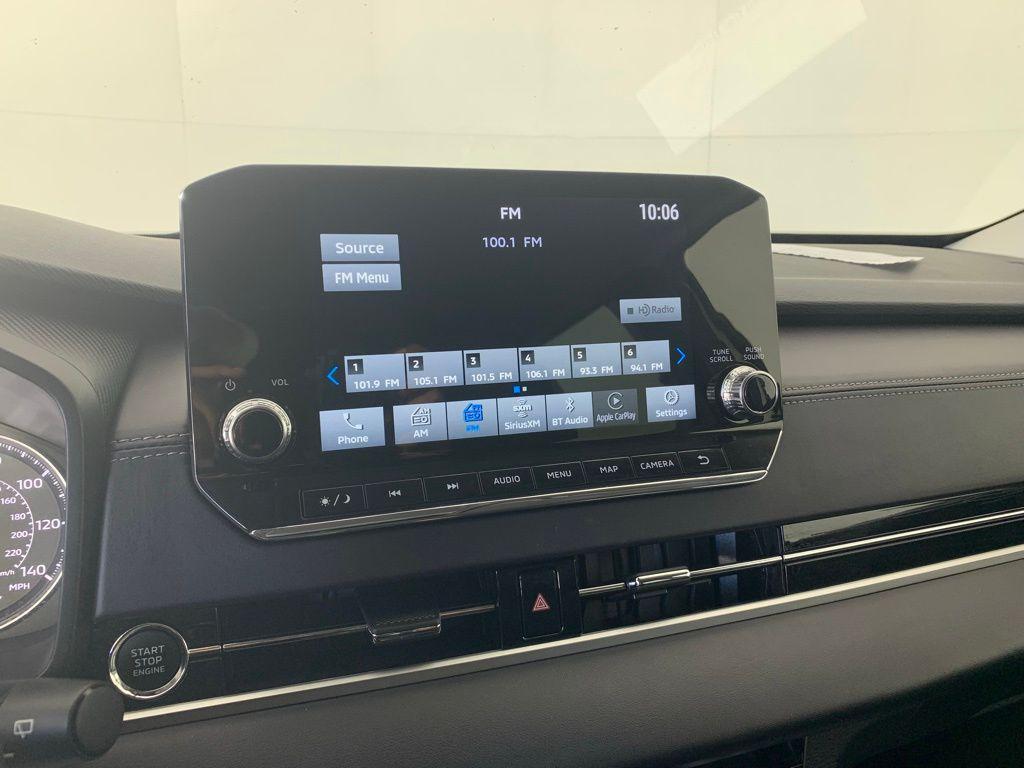 used 2024 Mitsubishi Outlander car, priced at $22,920