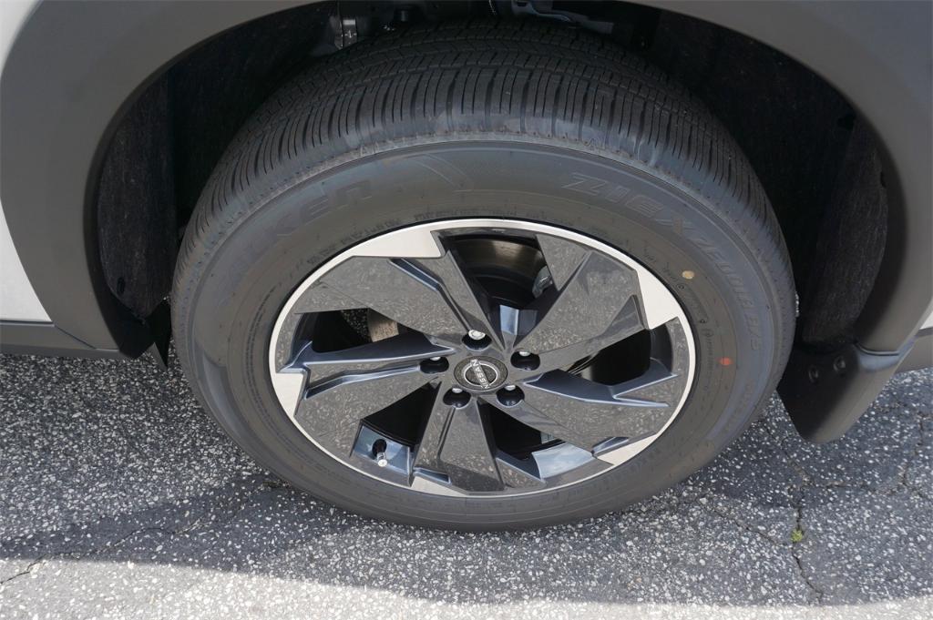 new 2025 Nissan Rogue car, priced at $30,455