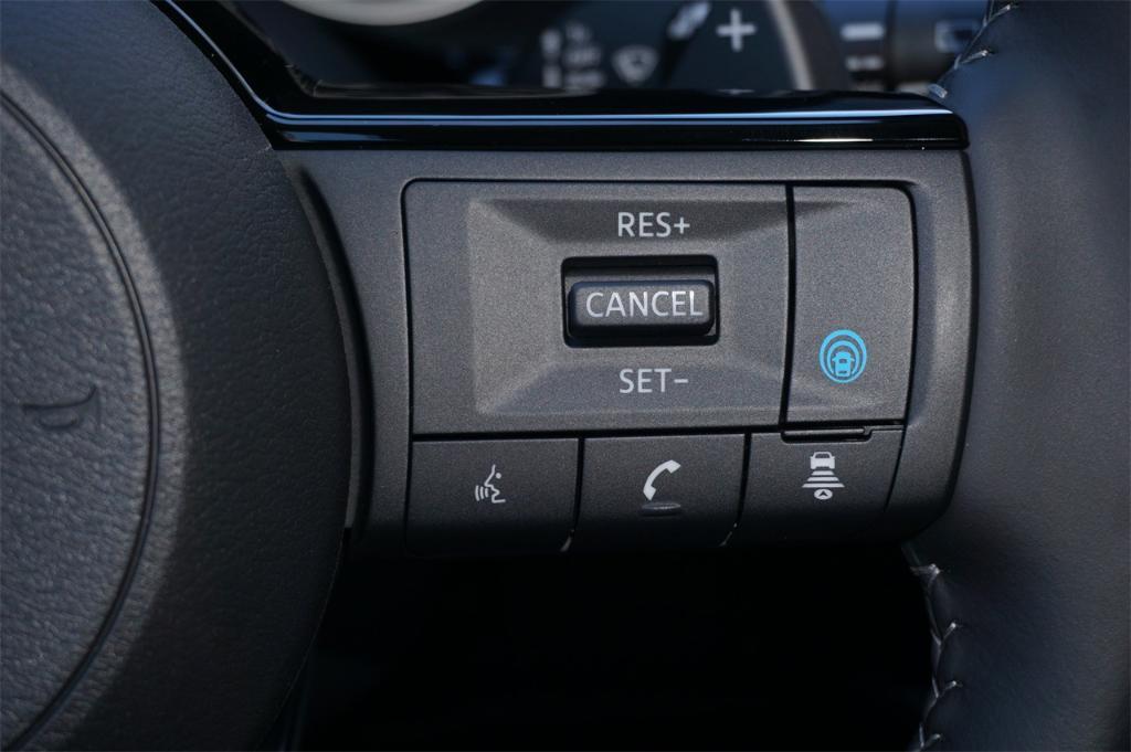 new 2025 Nissan Pathfinder car, priced at $49,265