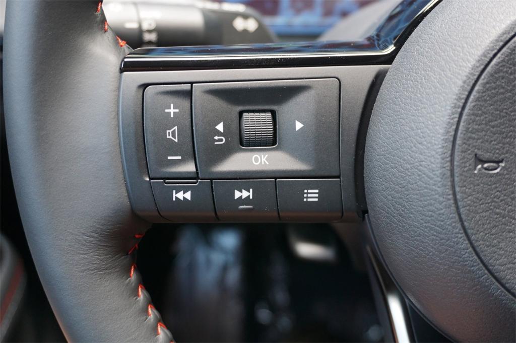 new 2025 Nissan Kicks car, priced at $27,133