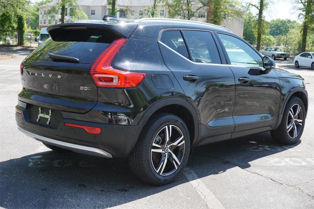 used 2024 Volvo XC40 car, priced at $33,559