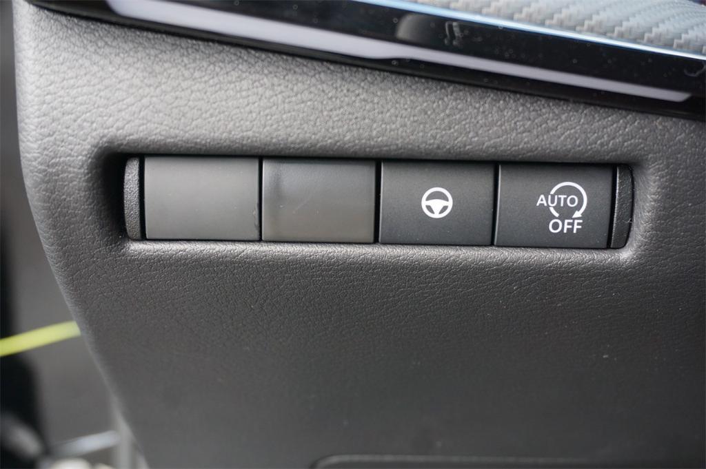 new 2025 Nissan Kicks car, priced at $27,445