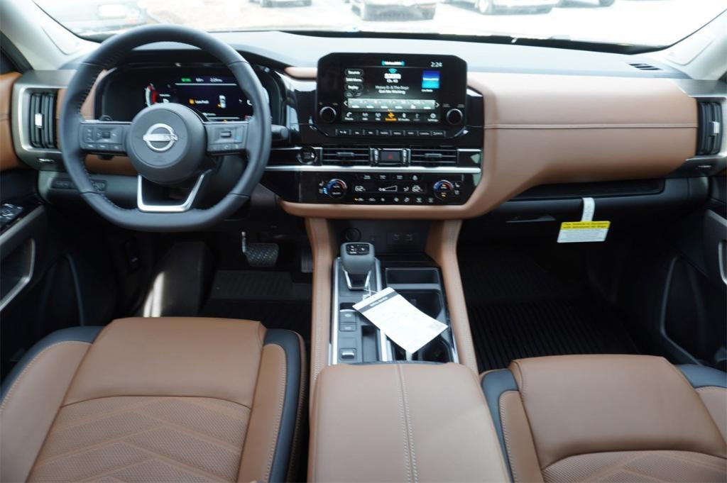 new 2025 Nissan Pathfinder car, priced at $47,960