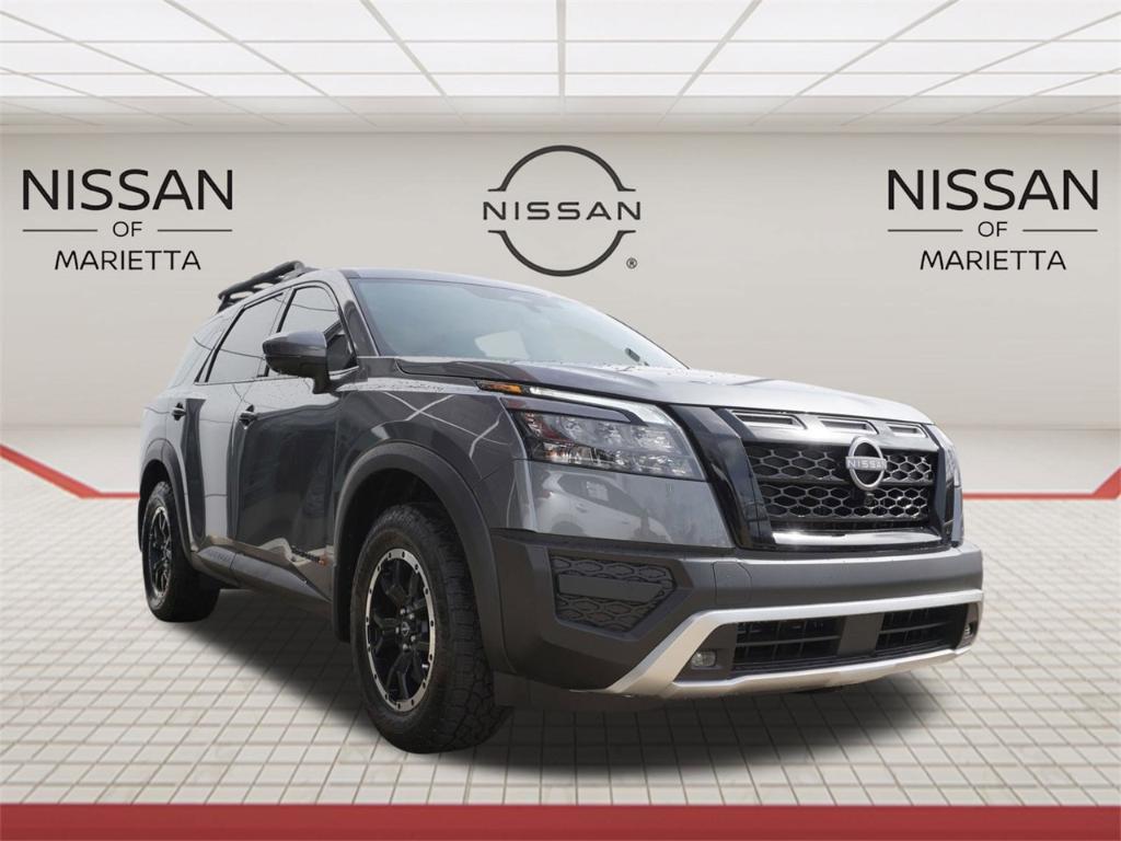 new 2025 Nissan Pathfinder car, priced at $42,025