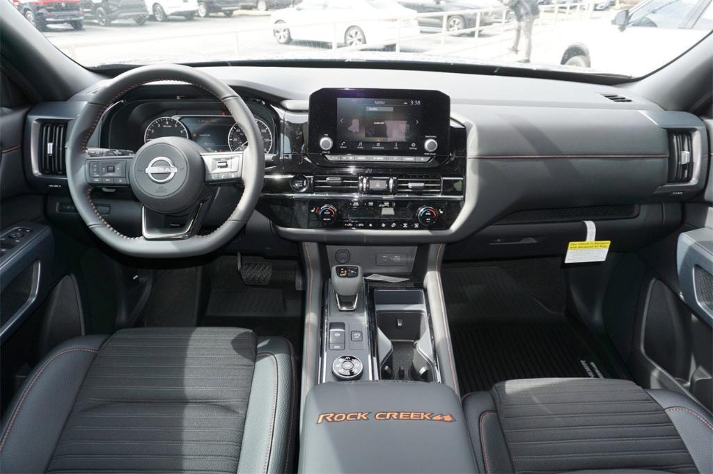 new 2025 Nissan Pathfinder car, priced at $42,025