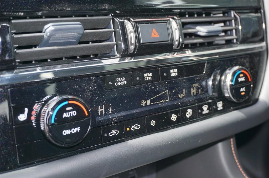 new 2025 Nissan Pathfinder car, priced at $42,025