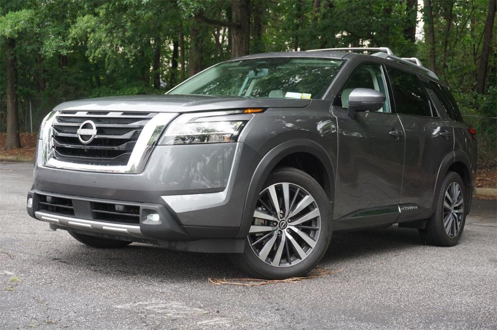 used 2022 Nissan Pathfinder car, priced at $36,296
