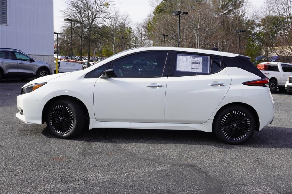 new 2025 Nissan Leaf car, priced at $28,792