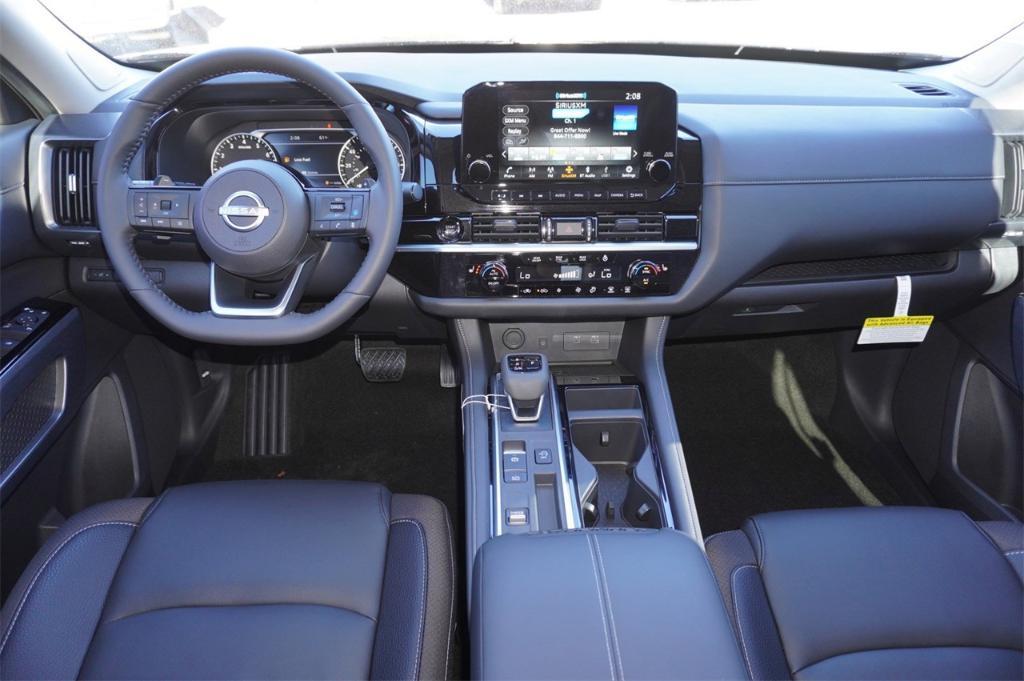 new 2025 Nissan Pathfinder car, priced at $44,177