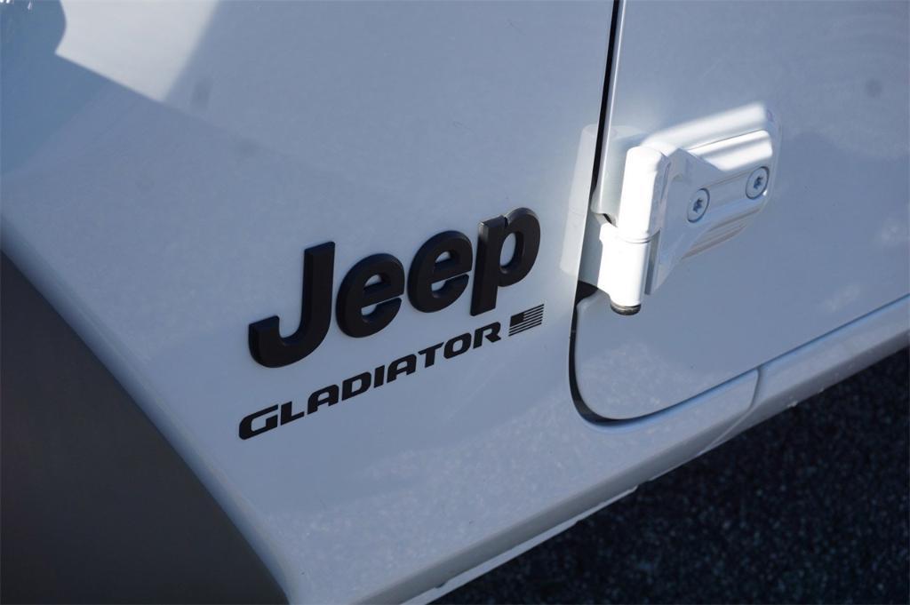 used 2023 Jeep Gladiator car, priced at $30,499