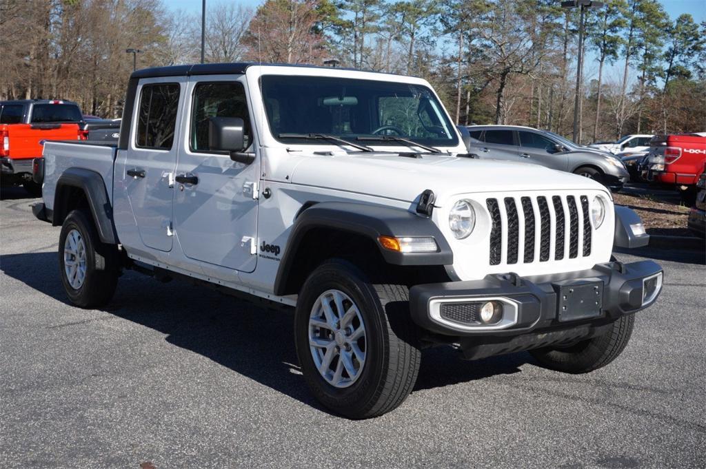 used 2023 Jeep Gladiator car, priced at $30,499