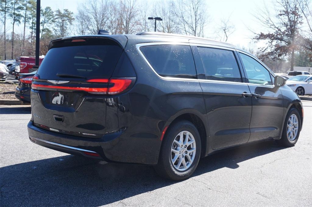 used 2022 Chrysler Pacifica car, priced at $20,898