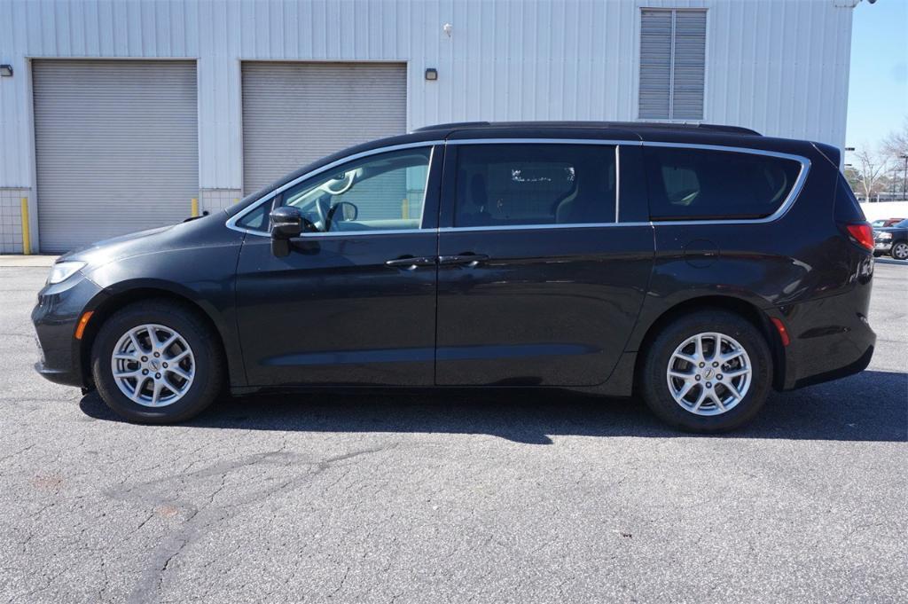 used 2022 Chrysler Pacifica car, priced at $20,898