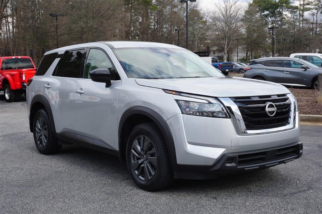 used 2024 Nissan Pathfinder car, priced at $28,999