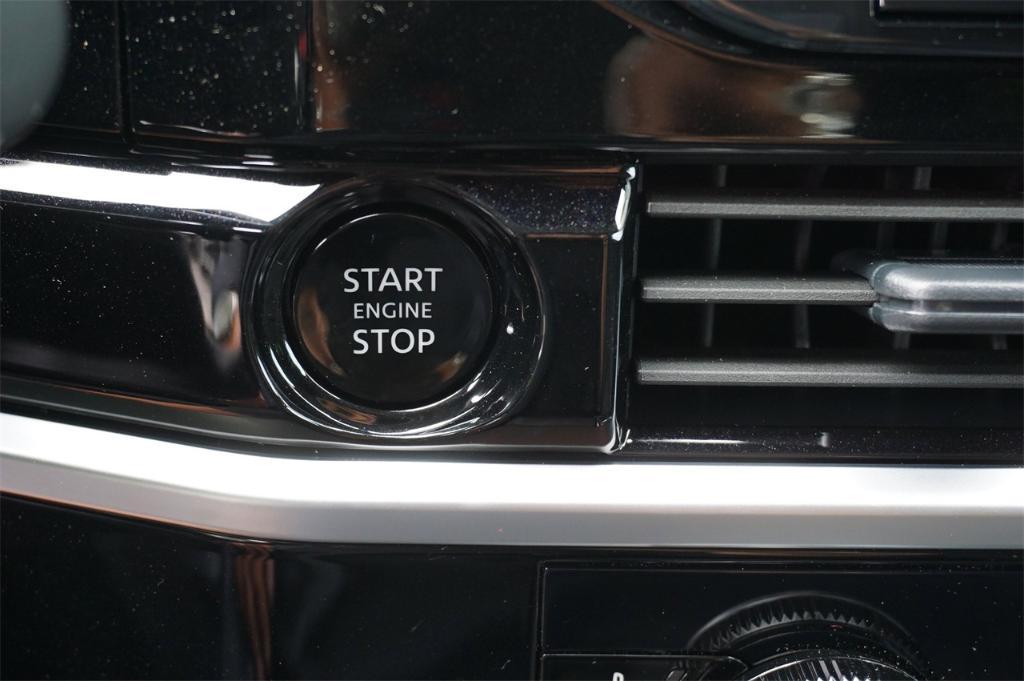 new 2025 Nissan Pathfinder car, priced at $47,670