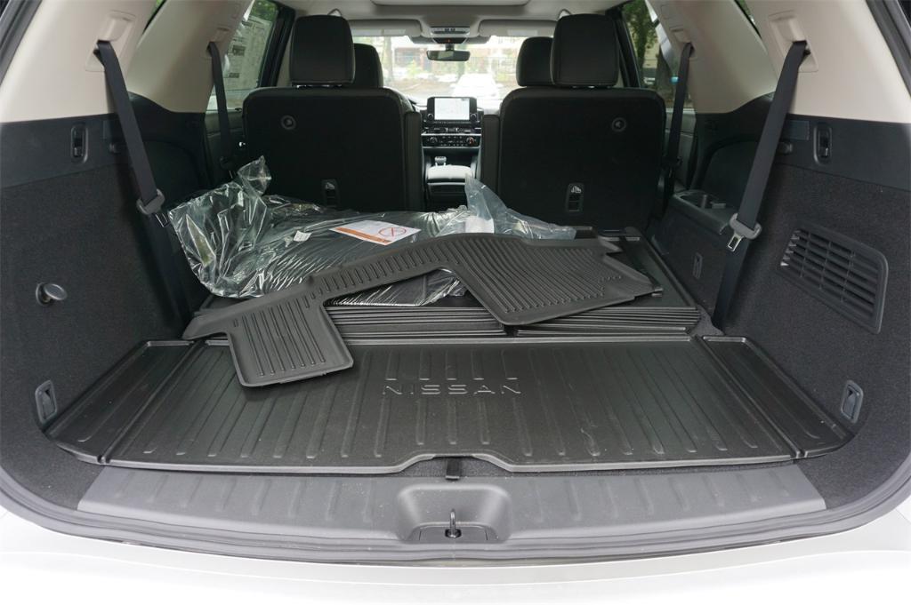 new 2025 Nissan Pathfinder car, priced at $47,670