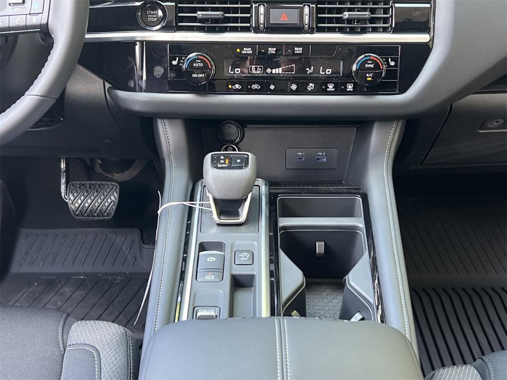 new 2025 Nissan Pathfinder car, priced at $41,775