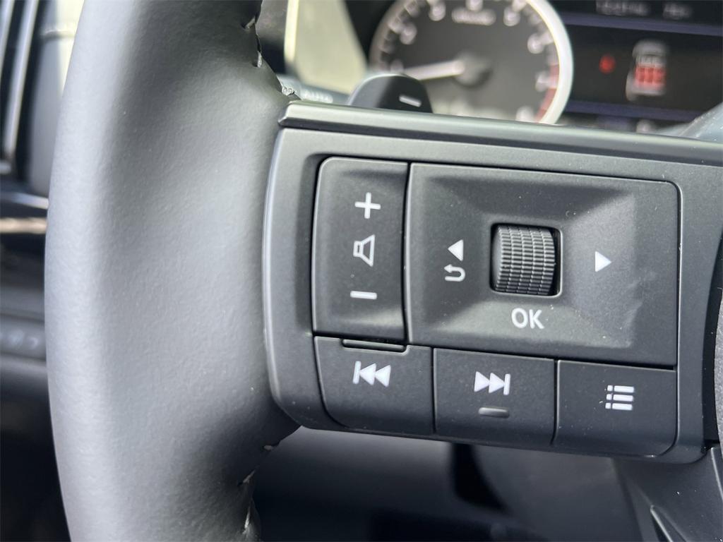 new 2025 Nissan Pathfinder car, priced at $41,775