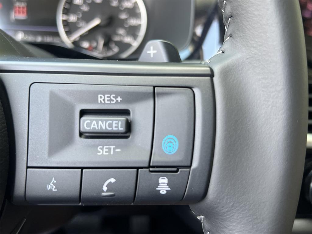 new 2025 Nissan Pathfinder car, priced at $41,775