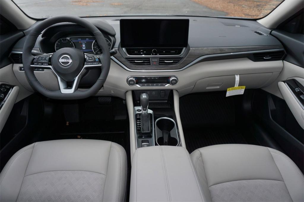 new 2025 Nissan Altima car, priced at $31,020