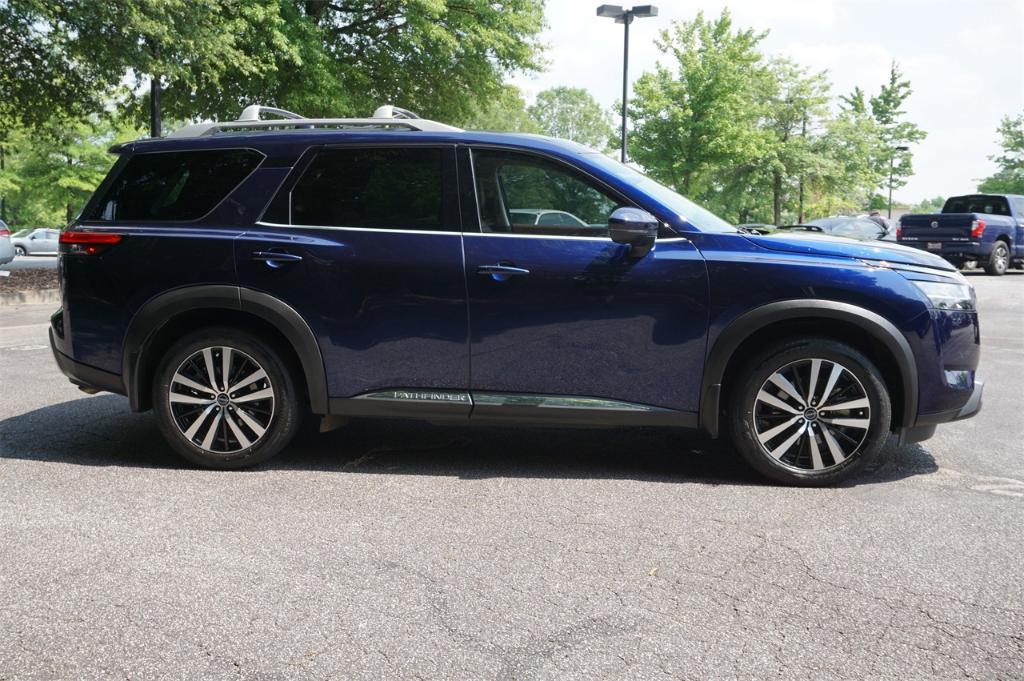used 2024 Nissan Pathfinder car, priced at $40,959
