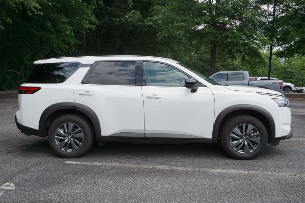 used 2024 Nissan Pathfinder car, priced at $30,900