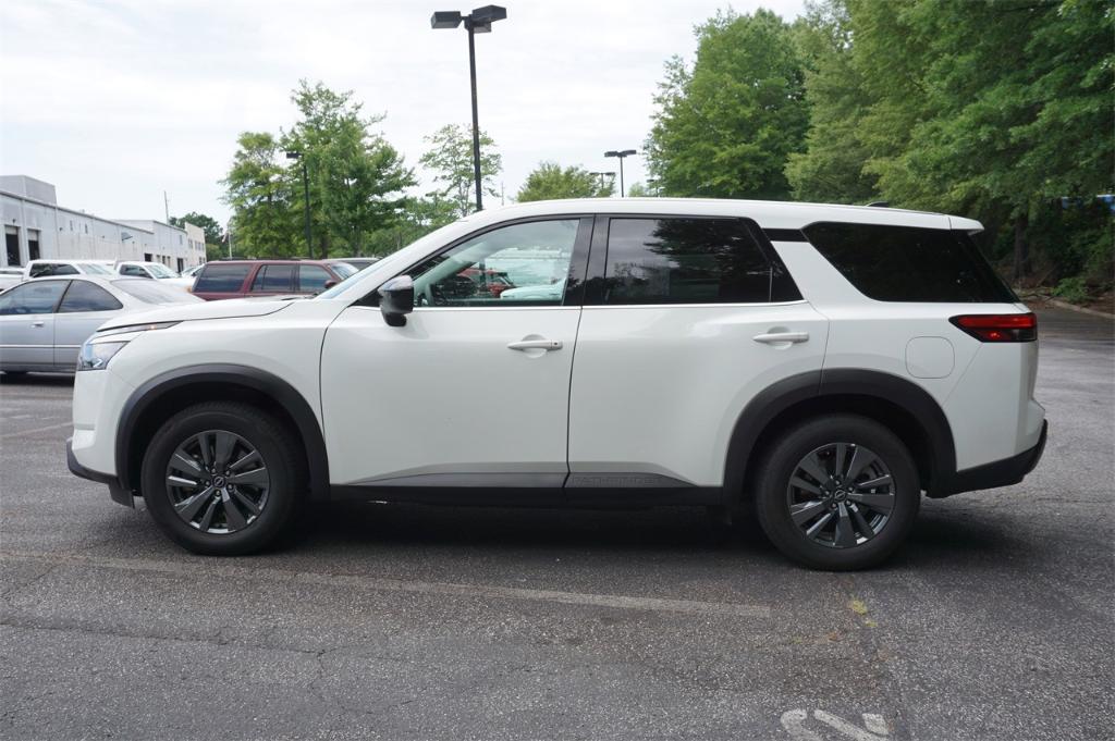 used 2024 Nissan Pathfinder car, priced at $30,900