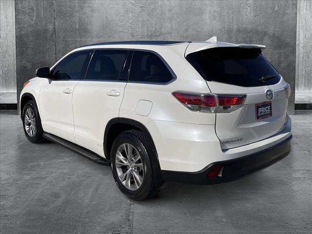 used 2015 Toyota Highlander car, priced at $17,995