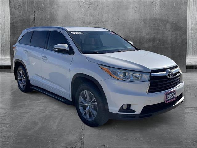 used 2015 Toyota Highlander car, priced at $17,995