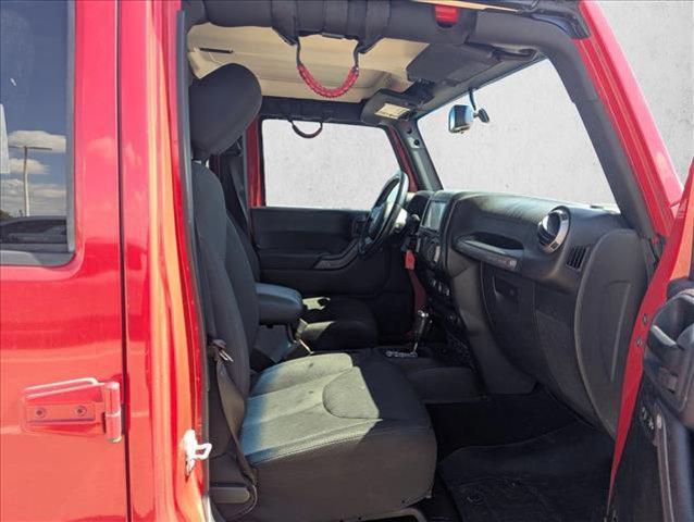 used 2015 Jeep Wrangler Unlimited car, priced at $16,499