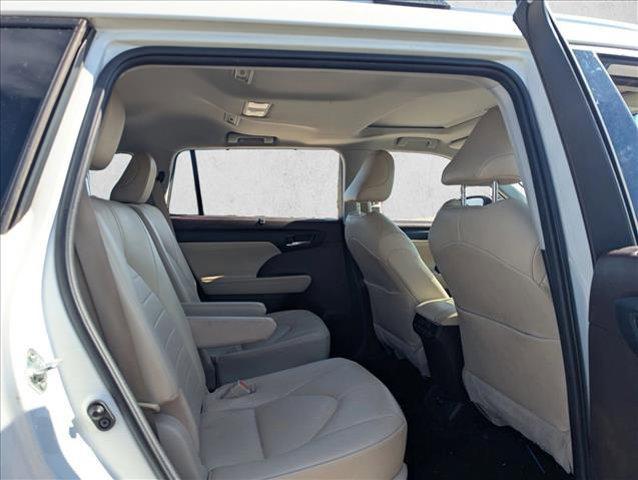 used 2021 Toyota Highlander car, priced at $30,329