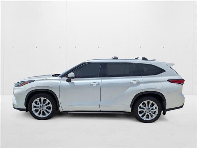 used 2021 Toyota Highlander car, priced at $34,499