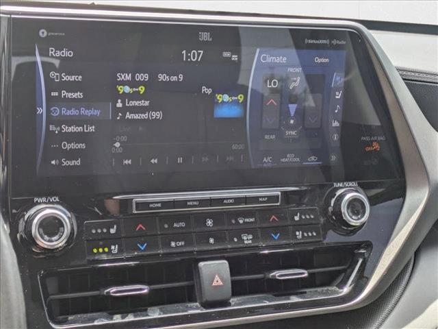used 2021 Toyota Highlander car, priced at $34,499