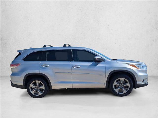 used 2016 Toyota Highlander car, priced at $22,295
