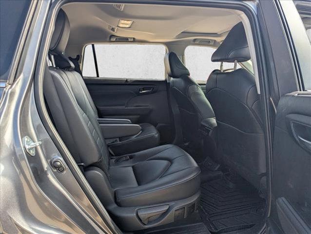 used 2024 Toyota Highlander car, priced at $37,995