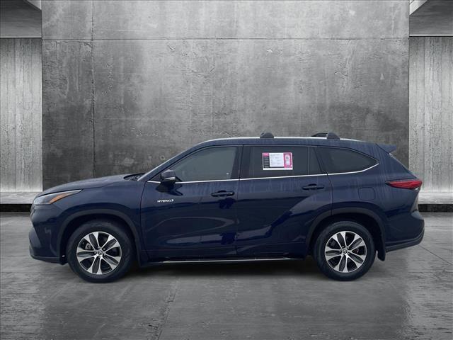 used 2021 Toyota Highlander Hybrid car, priced at $35,810