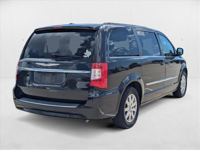 used 2014 Chrysler Town & Country car, priced at $8,775