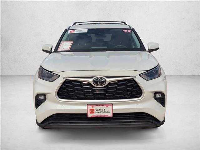 used 2022 Toyota Highlander car, priced at $29,358