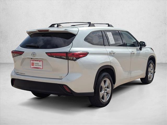 used 2022 Toyota Highlander car, priced at $29,358