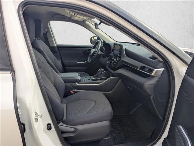 used 2022 Toyota Highlander car, priced at $29,358