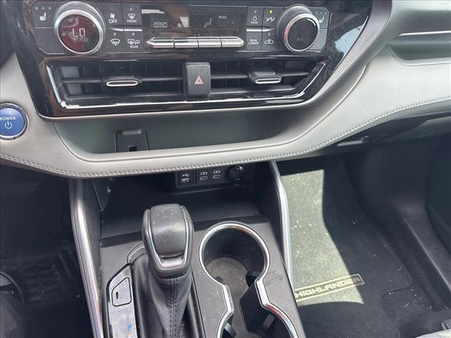used 2022 Toyota Highlander Hybrid car, priced at $24,495