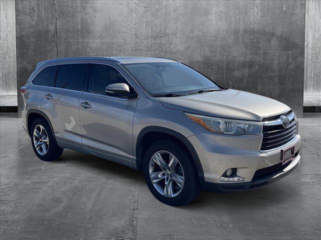 used 2015 Toyota Highlander car, priced at $19,995